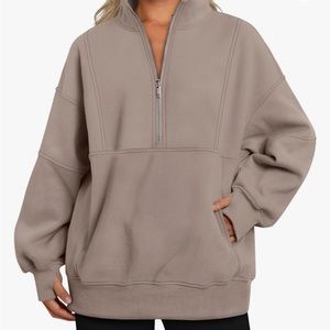 scuba-style jacket 🤍